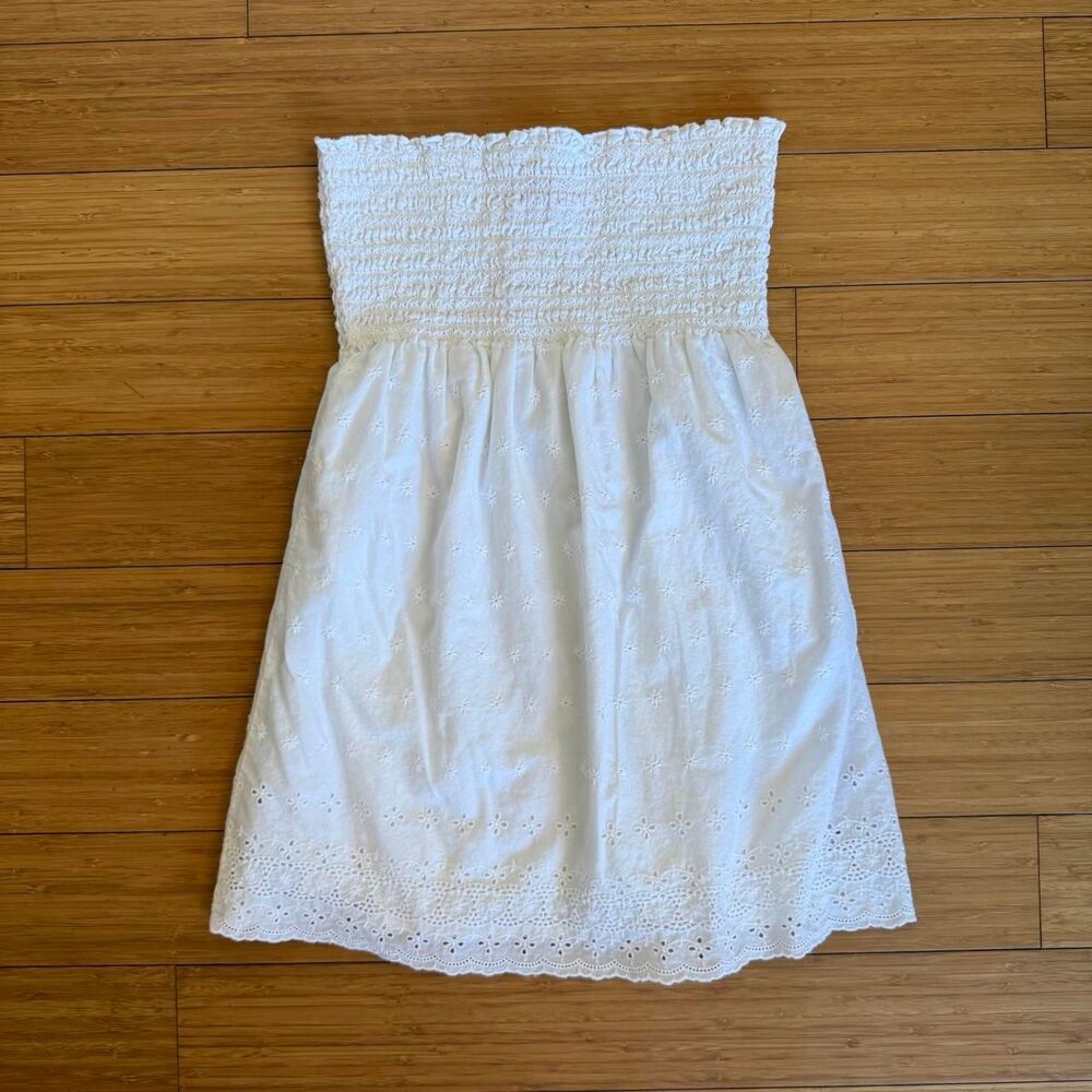 Juicy Couture Y2K Strapless Mini Dress S Floral Embroidery Eyelet Scalloped Hem
